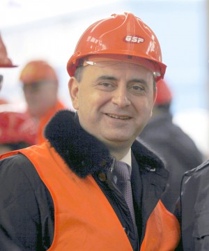 Suspectat de evaziune fiscală de 25 de milioane de dolari, miliardarul Comănescu zice că informaţiile sunt false